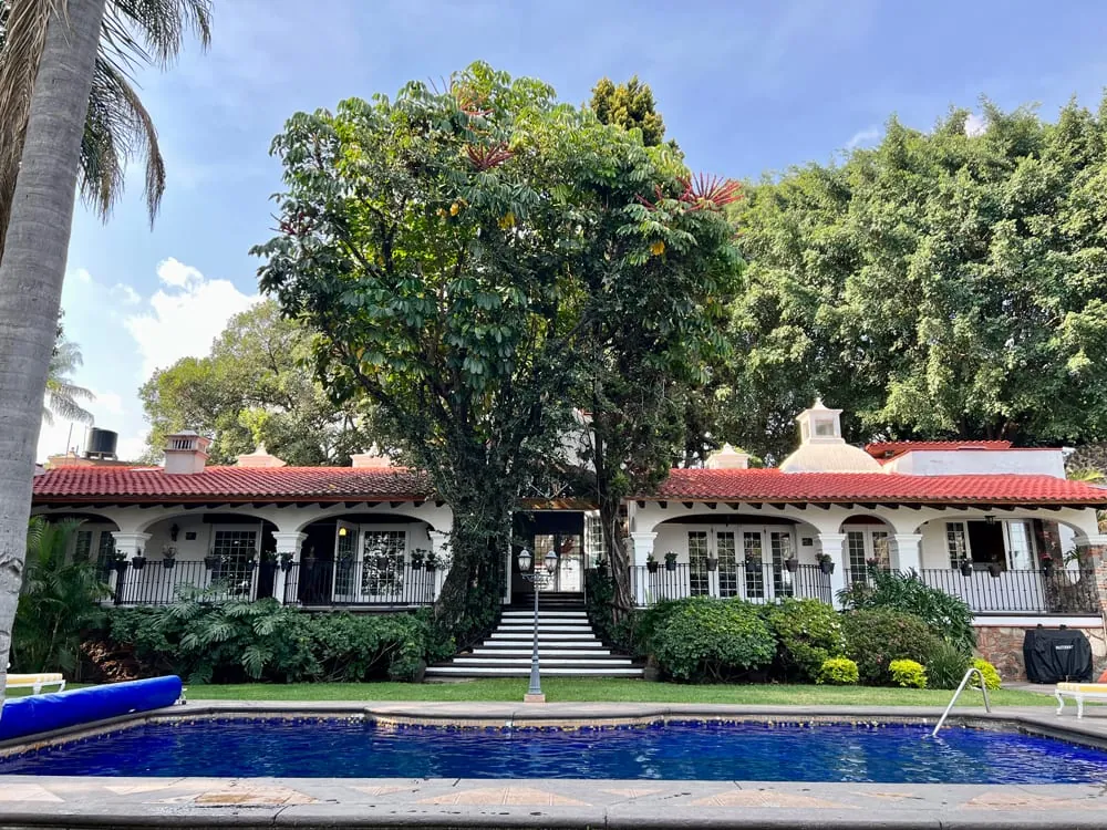 Vista de la casa desde la alberca
